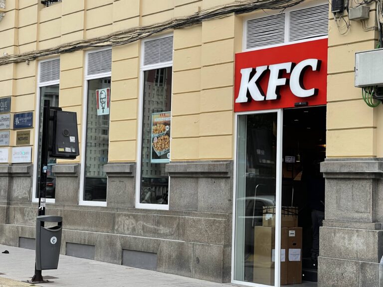 KFC-Plaza Galicia-6